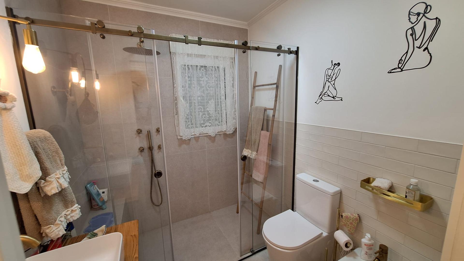 4-Bedroom Villa in Los Balcones - Los Altos del Edén, Torrevieja - Image 12