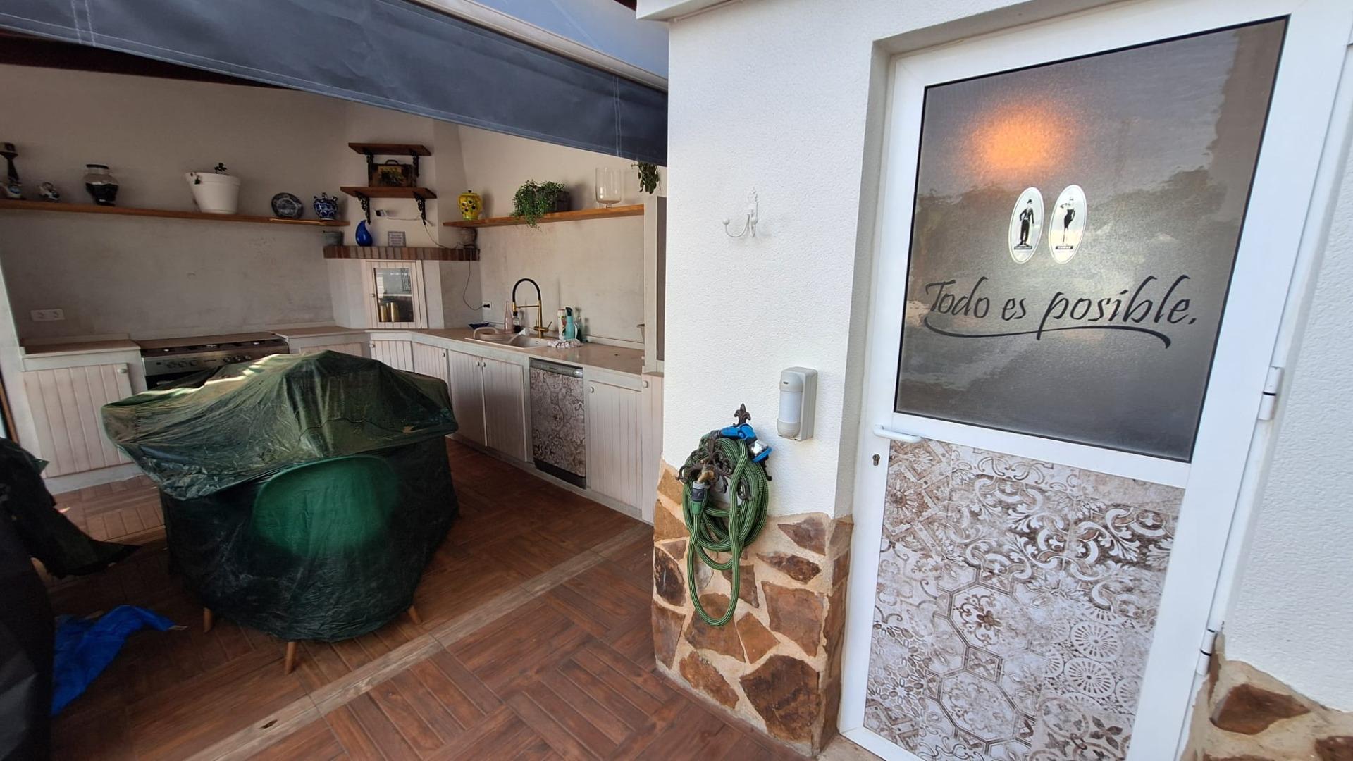 4-Bedroom Villa in Los Balcones - Los Altos del Edén, Torrevieja - Image 46