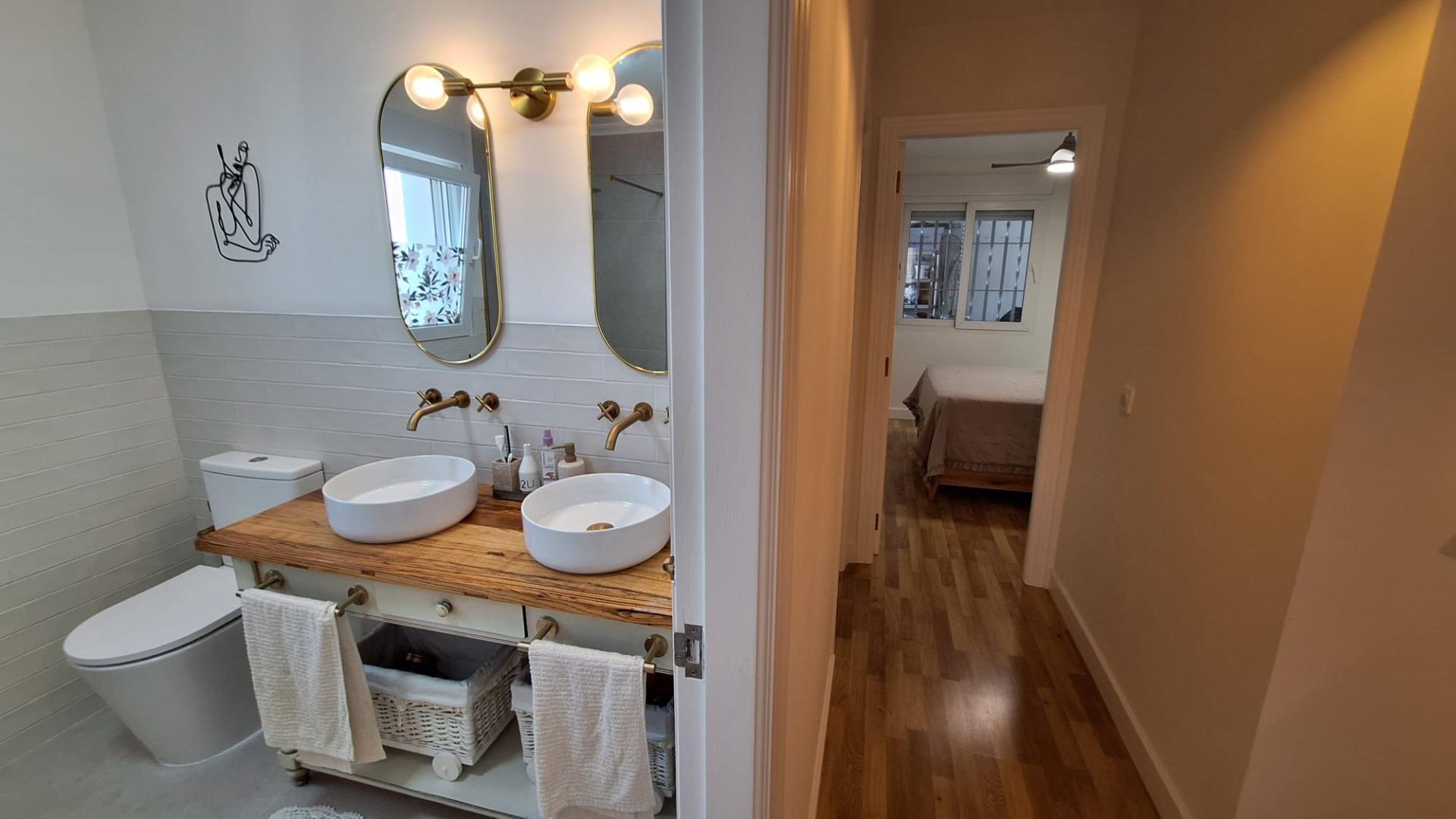 4-Bedroom Villa in Los Balcones - Los Altos del Edén, Torrevieja - Image 8