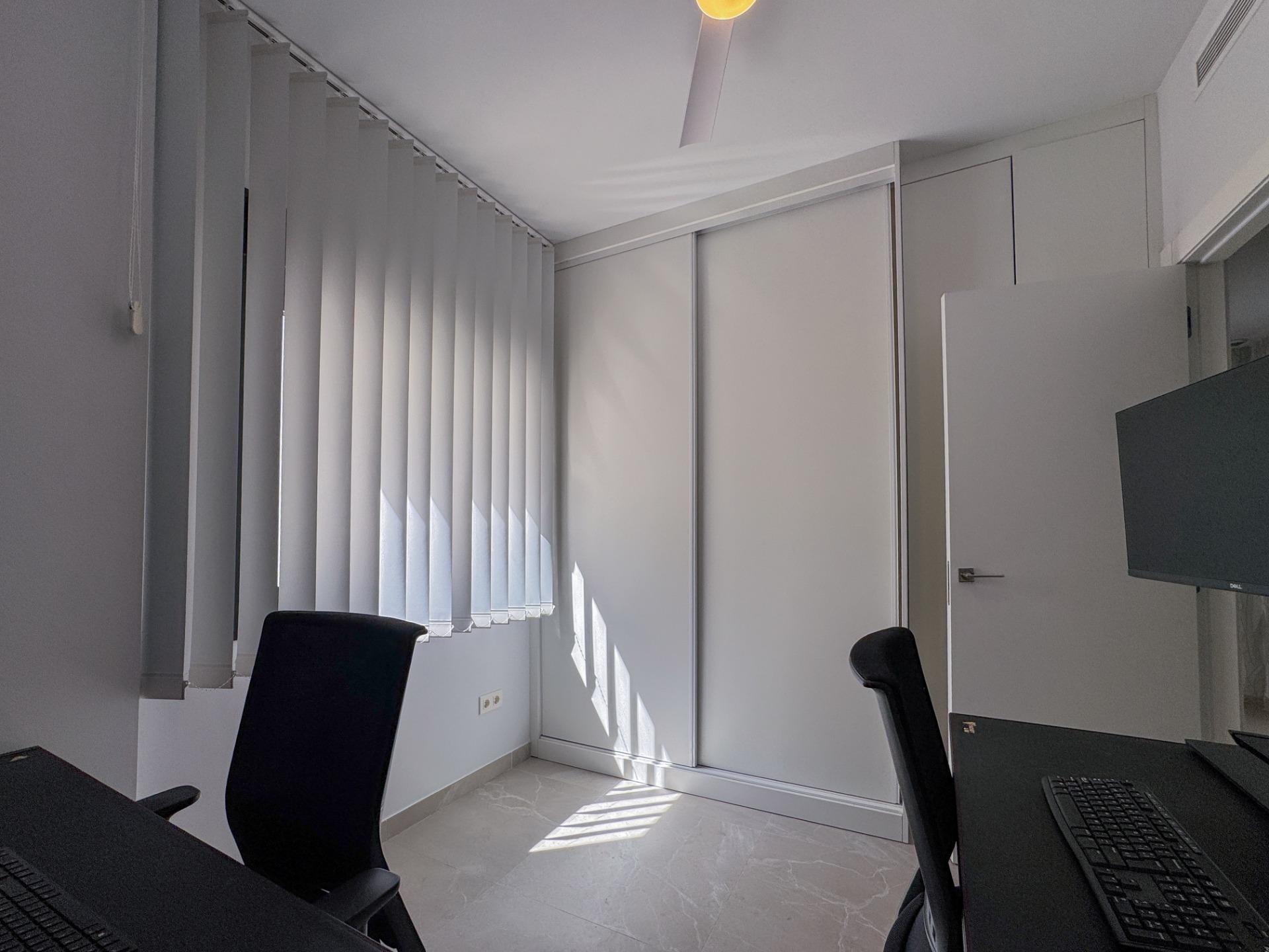 3-Bedroom Penthouse Duplex in Playa del Cura, Torrevieja - Image 26