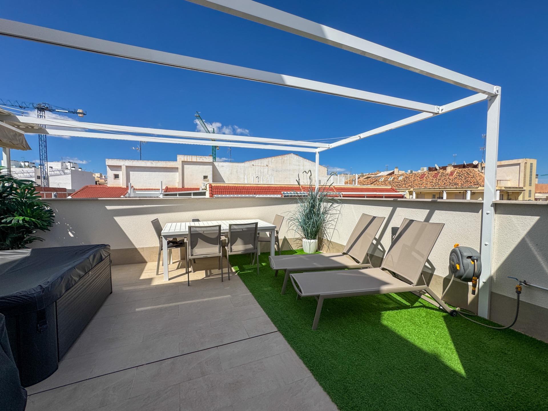 3-Bedroom Penthouse Duplex in Playa del Cura, Torrevieja - Image 38