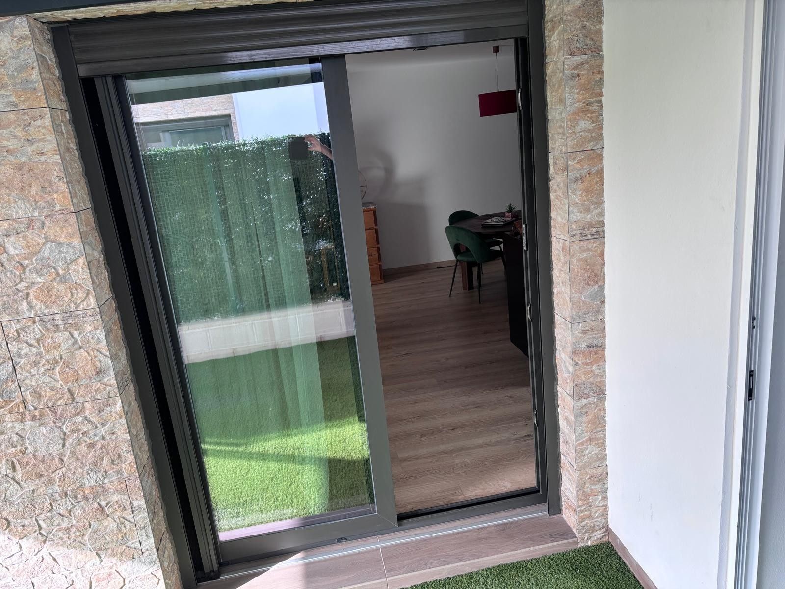 2-Bedroom House in Los Montesinos - Image 18