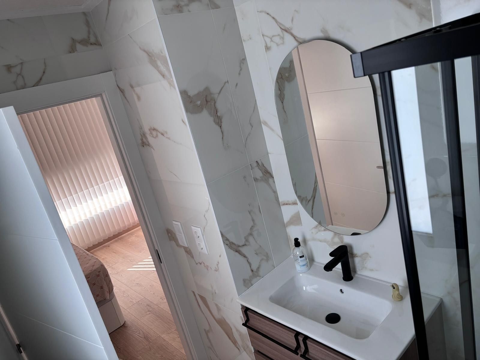 2-Bedroom House in Los Montesinos - Image 24