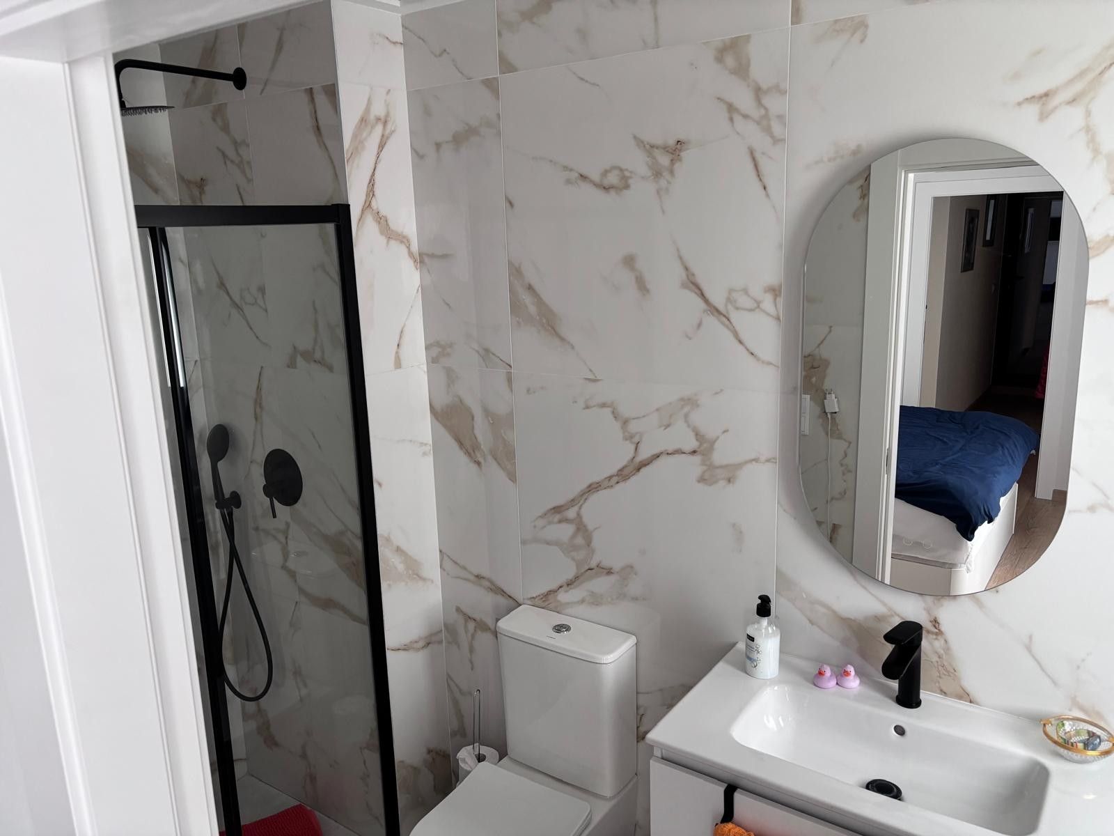 2-Bedroom House in Los Montesinos - Image 28