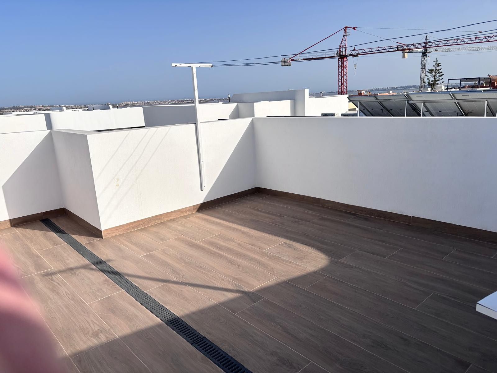 2-Bedroom House in Los Montesinos - Image 32