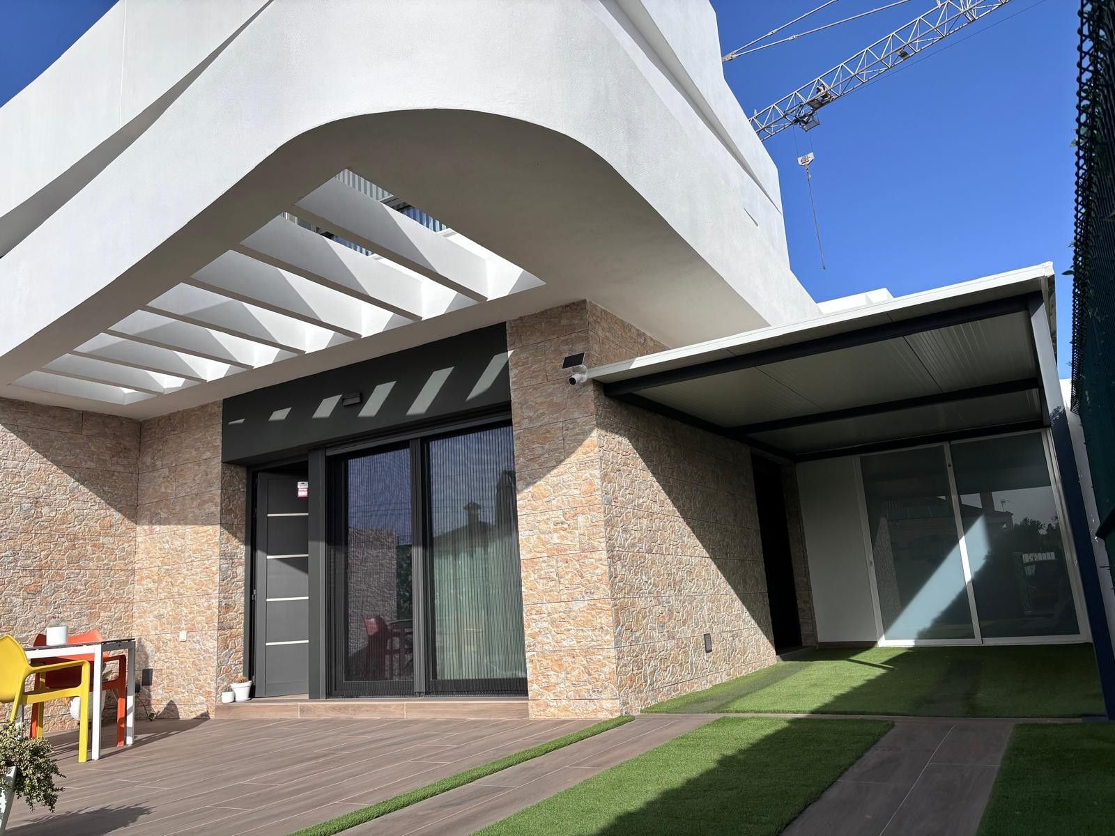 2-Bedroom House in Los Montesinos - Image 36