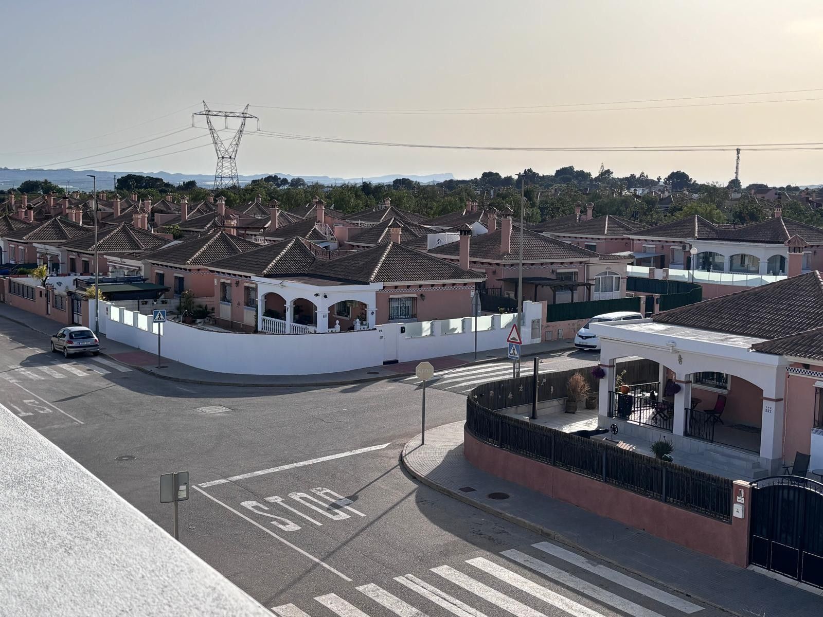 2-Bedroom House in Los Montesinos - Image 40