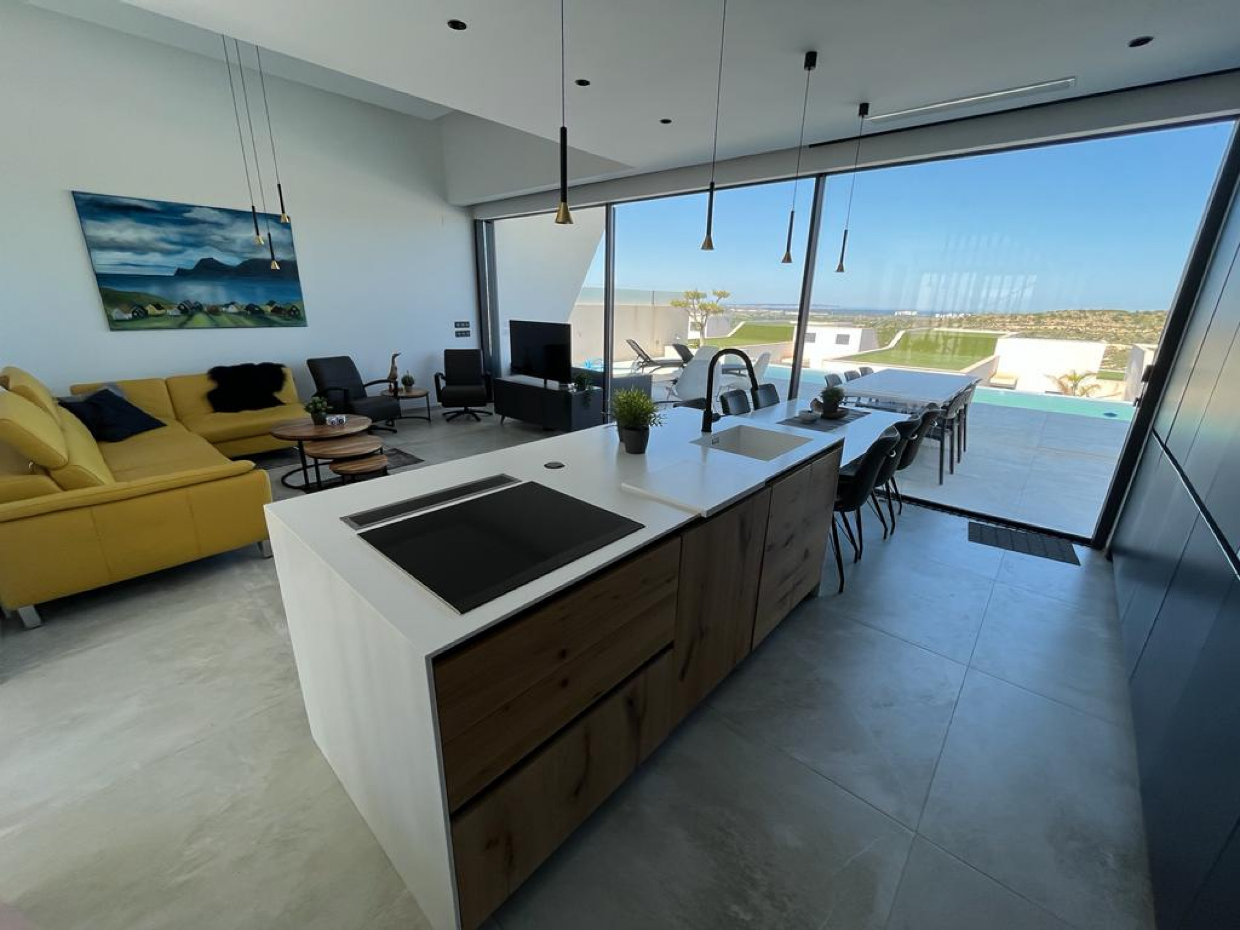 5-Bedroom Villa in Rojales - Image 3