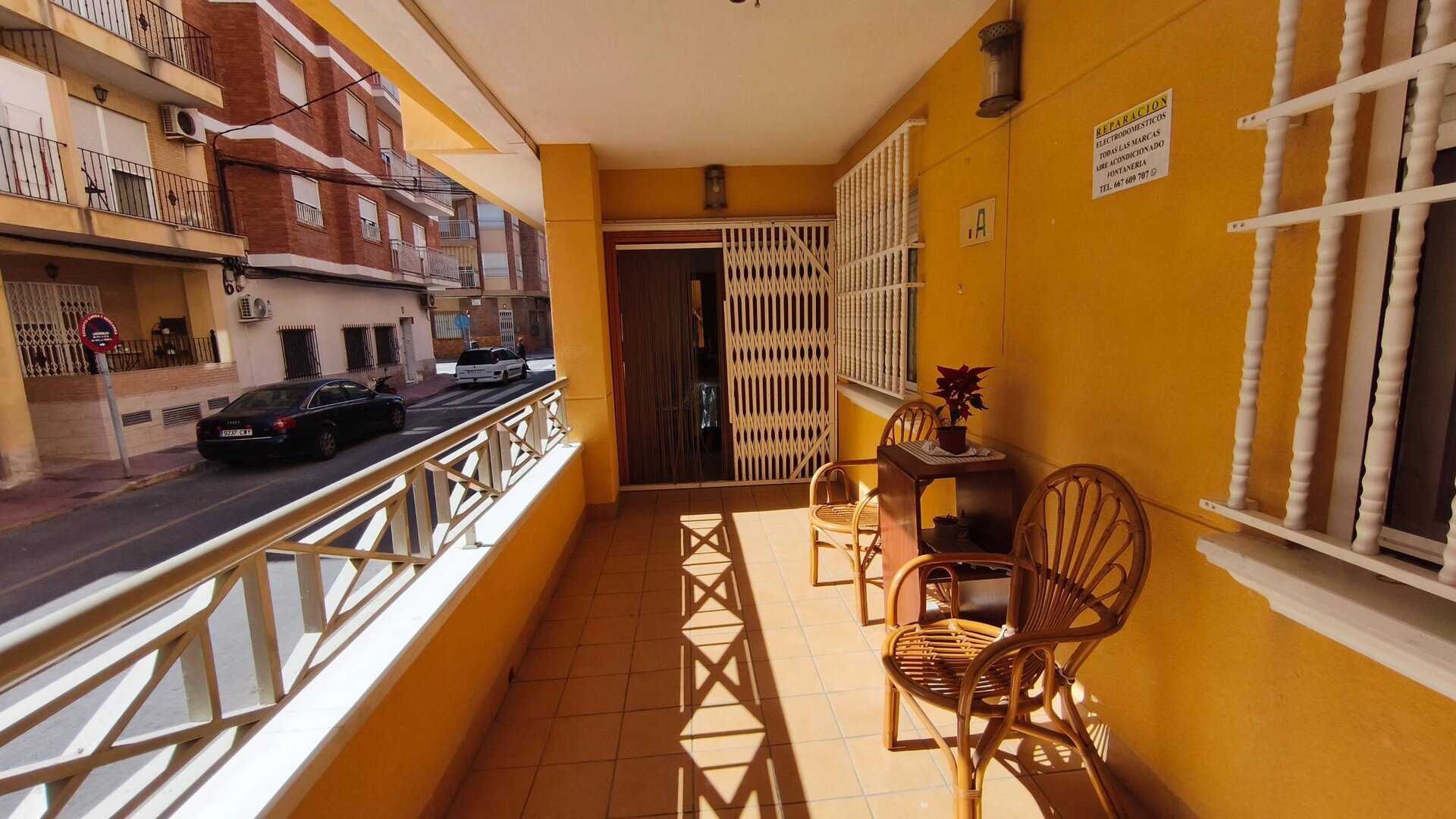 4-Bedroom Apartment in Estacion de Autobuses, Torrevieja - Image 24