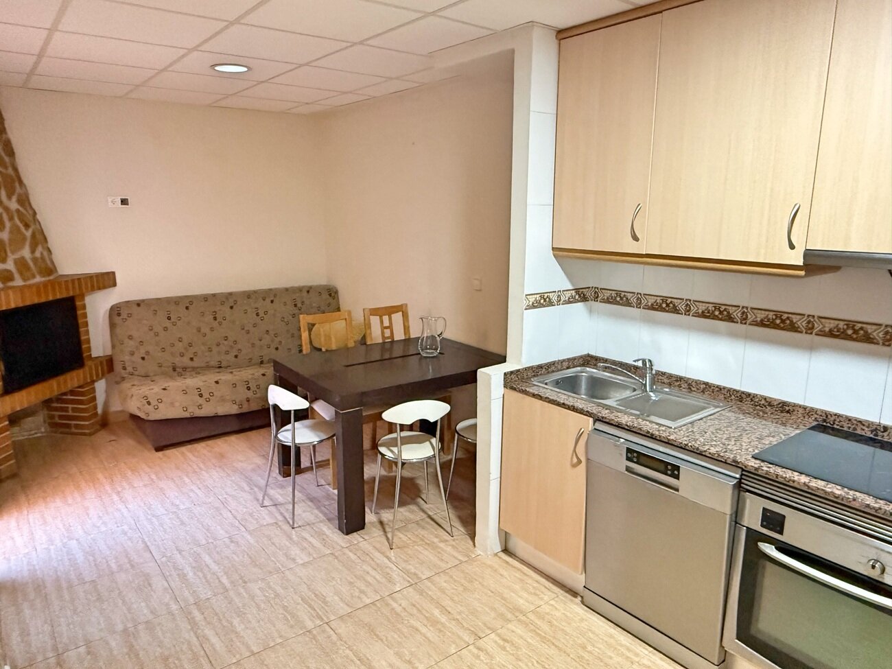 2-Bedroom House in San Javier, San Javier - Image 9