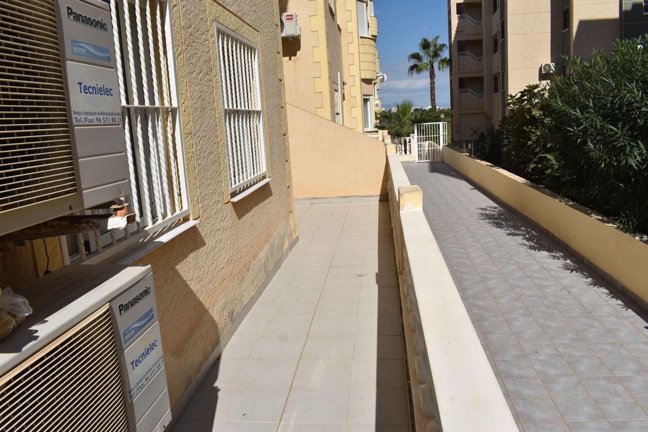 3-Bedroom House in El Edén - Los Estaños, Guardamar del Segura - Image 22