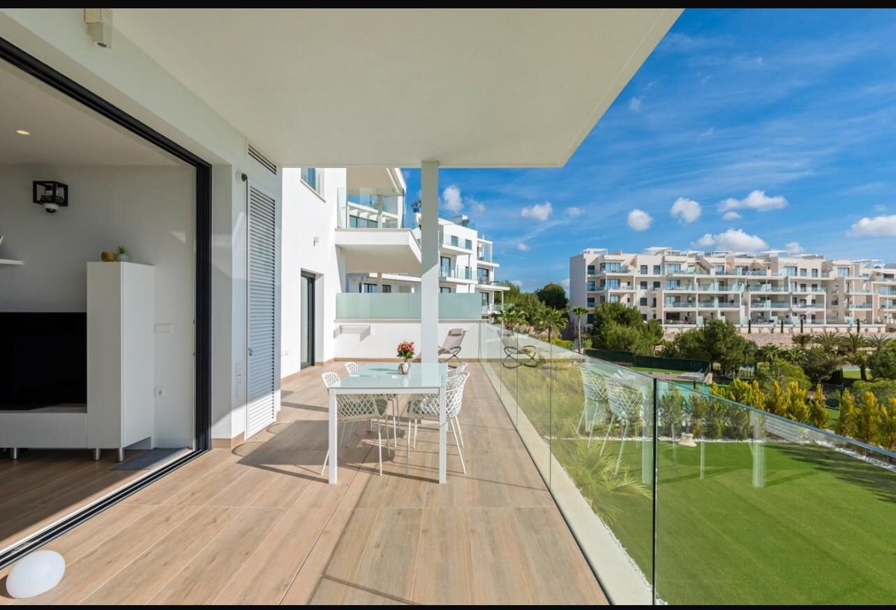 2-Bedroom Apartment in Las Colinas Golf, Orihuela - Image 20