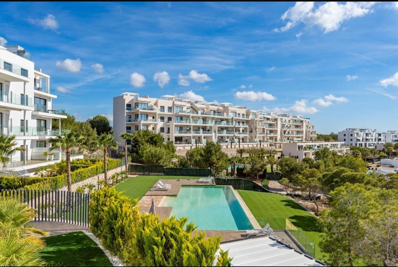 2-Bedroom Apartment in Las Colinas Golf, Orihuela - Image 27