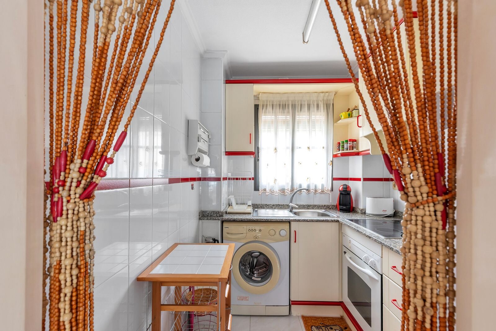 2-Bedroom Apartment in Punta Prima, Torrevieja - Image 10