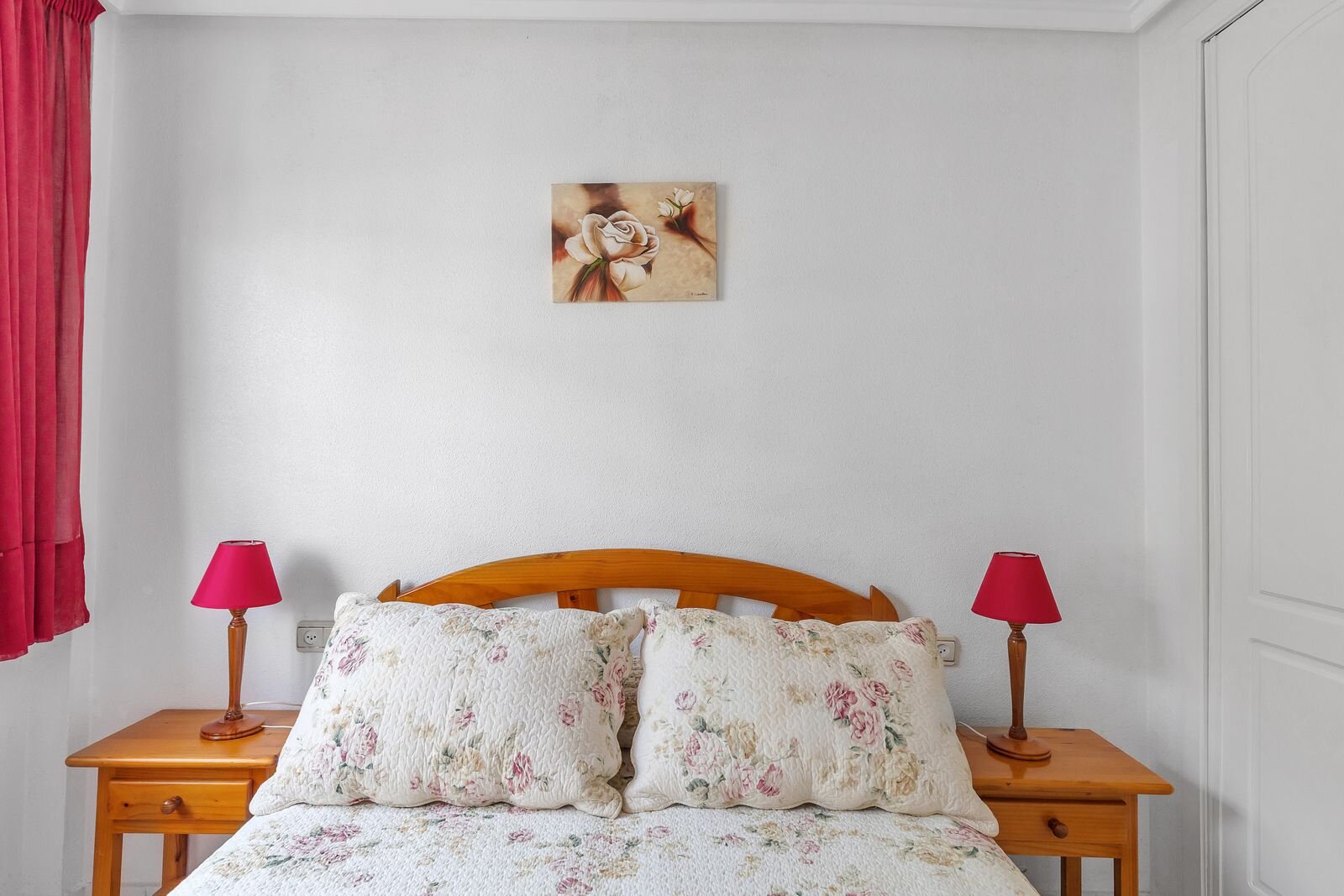 2-Bedroom Apartment in Punta Prima, Torrevieja - Image 15