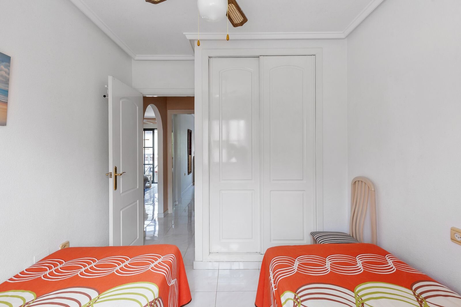 2-Bedroom Apartment in Punta Prima, Torrevieja - Image 19