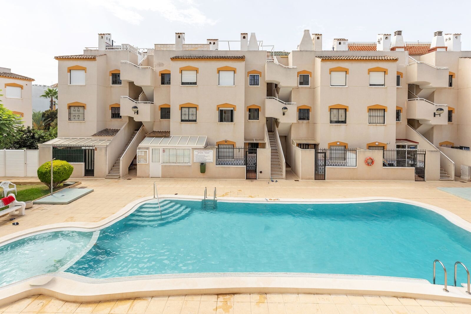 2-Bedroom Apartment in Punta Prima, Torrevieja - Image 20