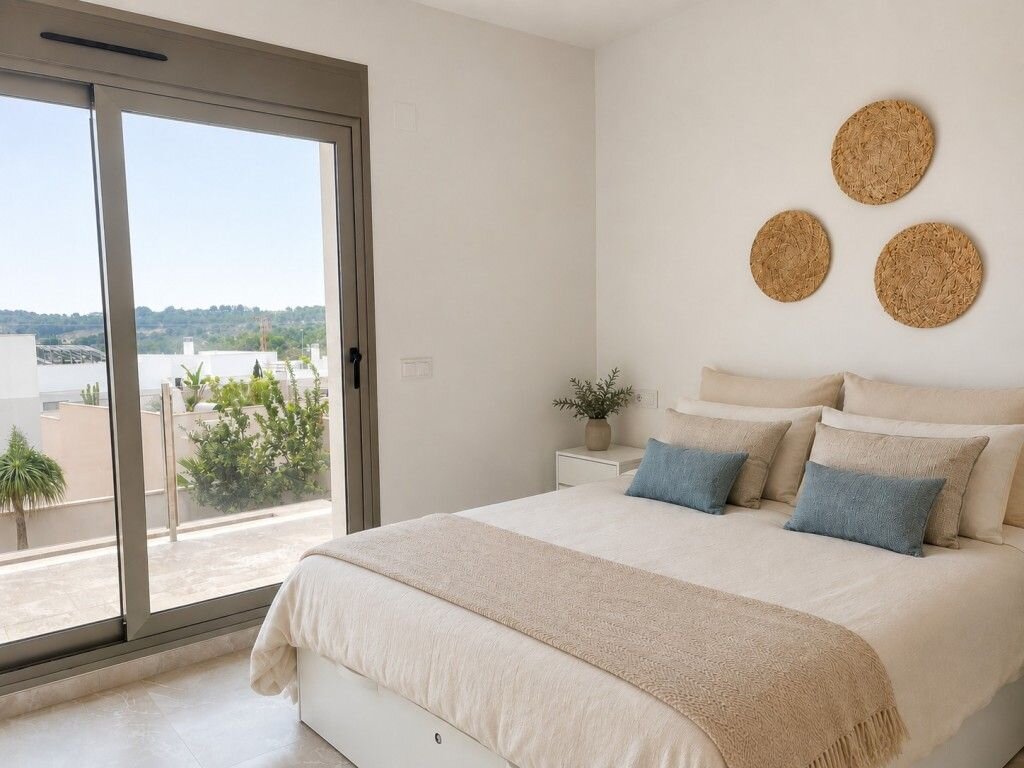 3-Bedroom Villa in Pueblo, San Miguel de Salinas - Image 13