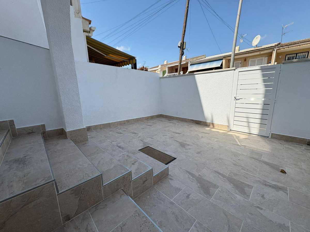 Bungalow z 3 Sypialniami w, Torrevieja | Sunny Casas - Ni... - Image 17