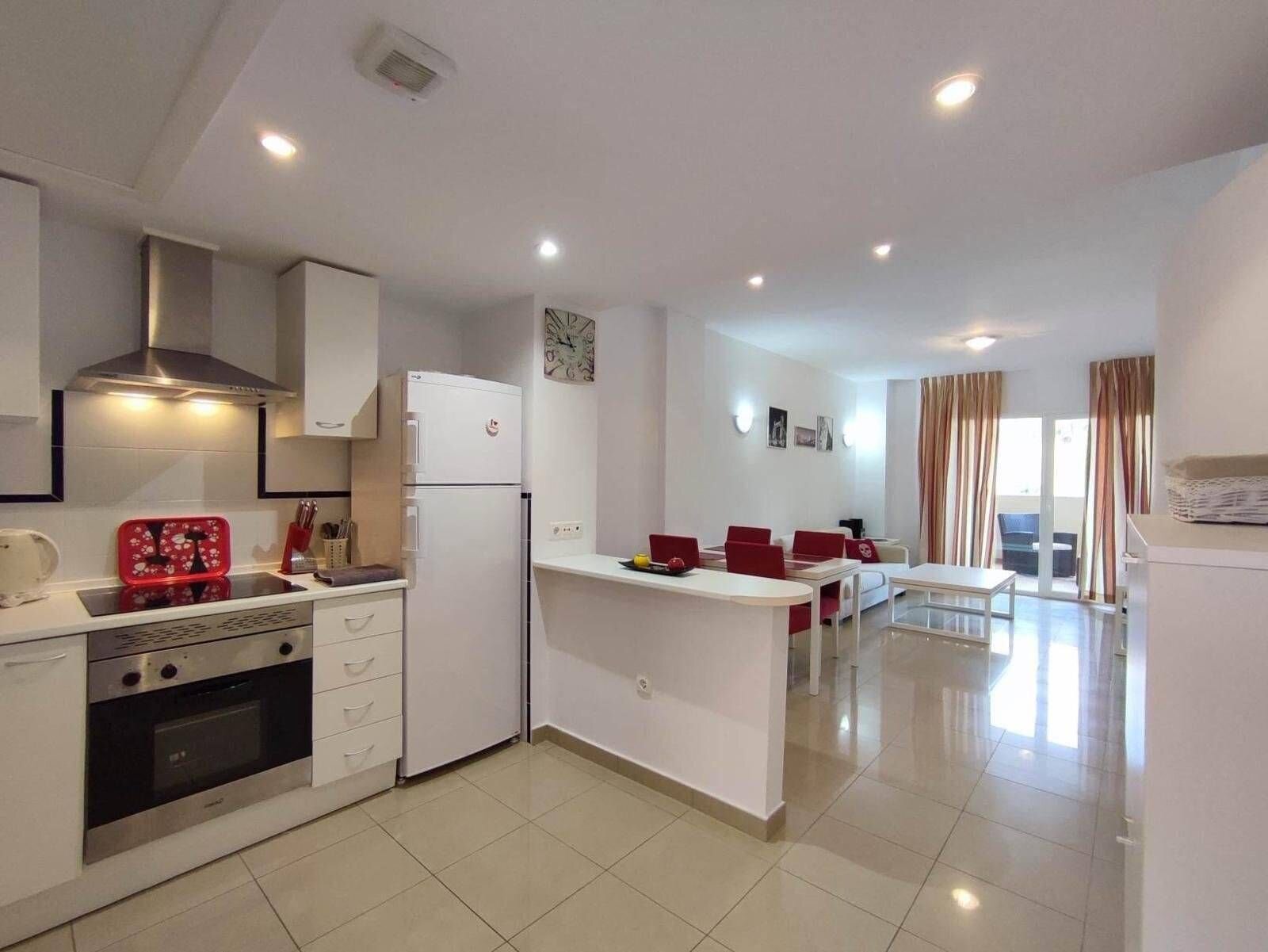 2-Bedroom Apartment in Orihuela Costa, Orihuela Costa - Image 10
