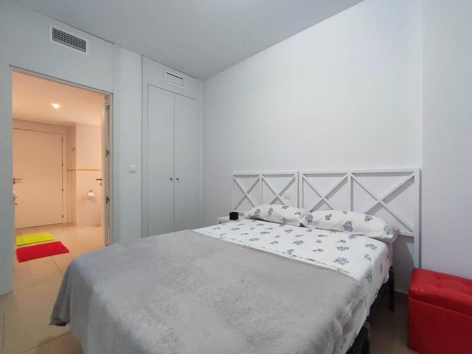 2-Bedroom Apartment in Orihuela Costa, Orihuela Costa - Image 13