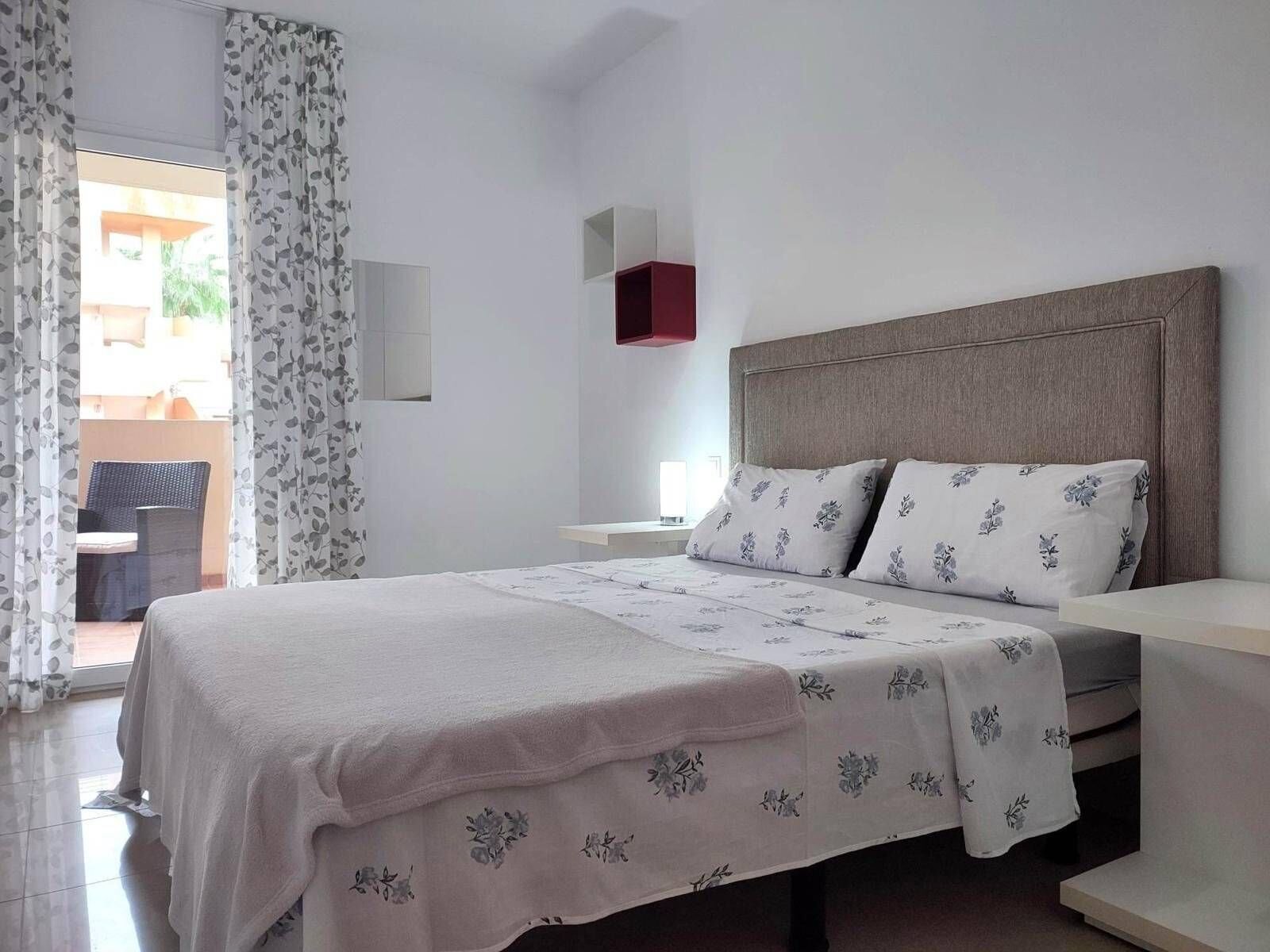 2-Bedroom Apartment in Orihuela Costa, Orihuela Costa - Image 15