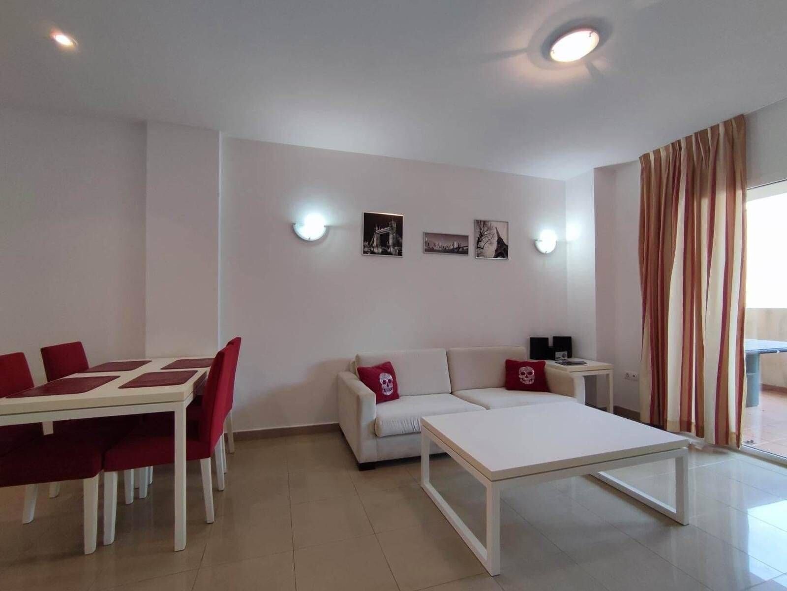 2-Bedroom Apartment in Orihuela Costa, Orihuela Costa - Image 4