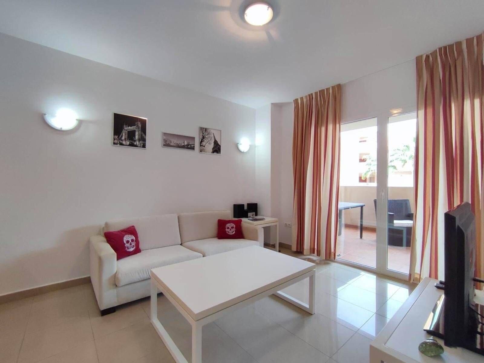 2-Bedroom Apartment in Orihuela Costa, Orihuela Costa - Image 5