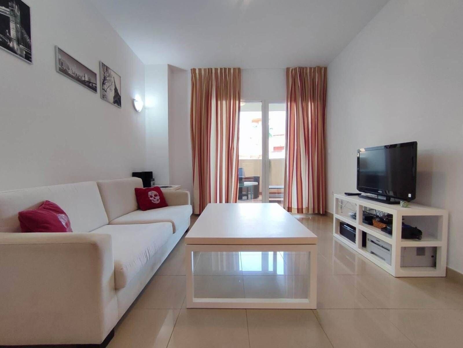 2-Bedroom Apartment in Orihuela Costa, Orihuela Costa - Image 7