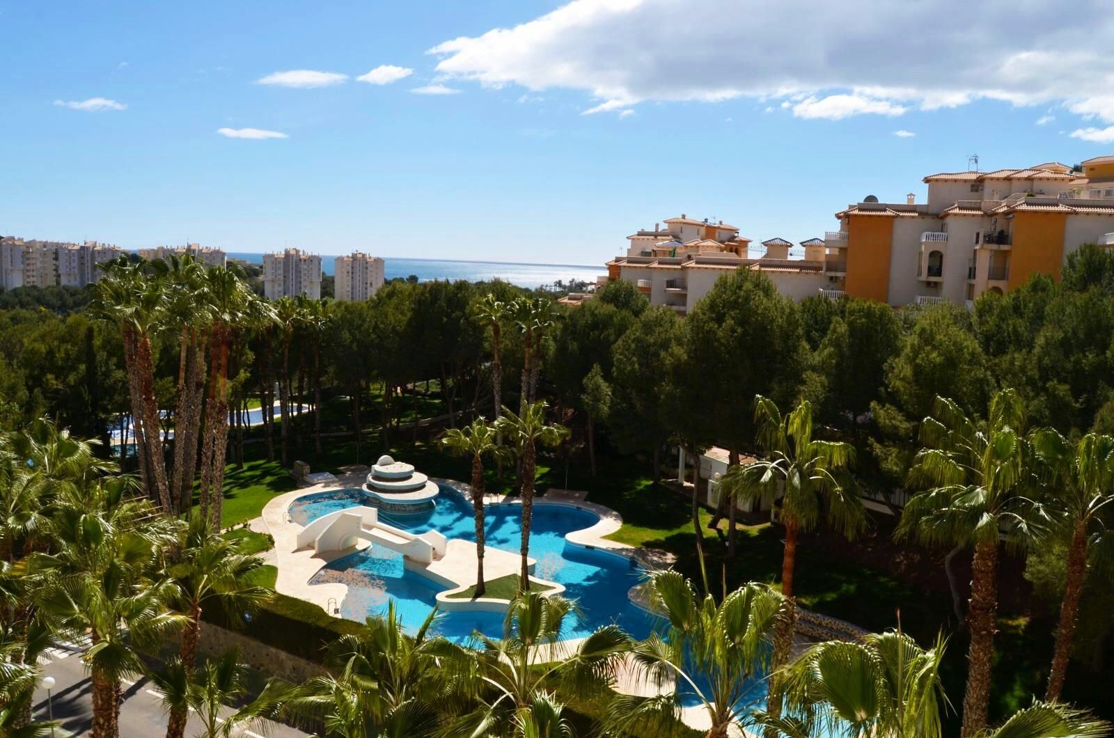 Appartement de 2 Chambres à Altos de Campoamor, Orihuela Costa