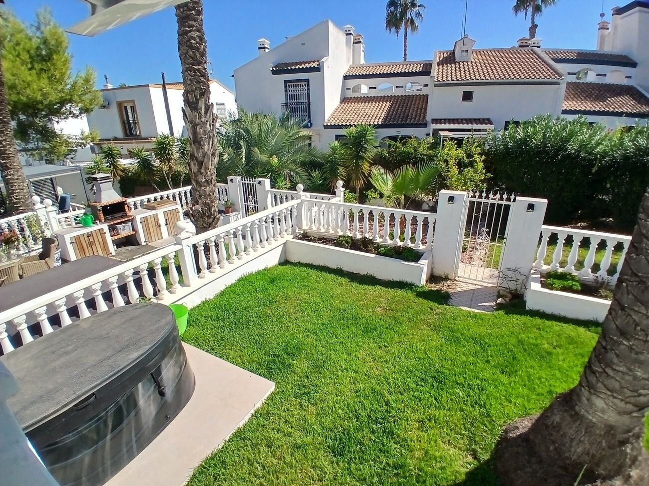 2-Bedroom House in Las Filipinas, Orihuela Costa - Image 25