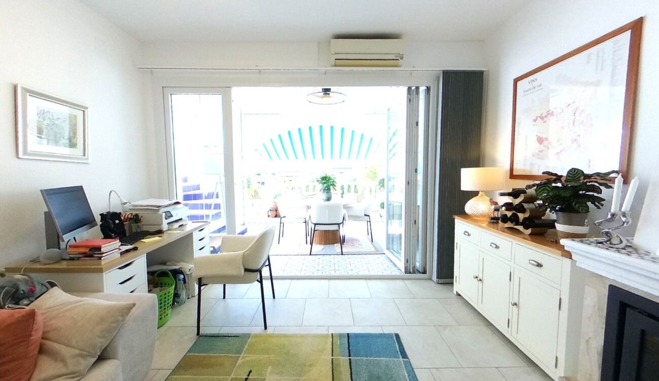 2-Bedroom House in Las Filipinas, Orihuela Costa - Image 9