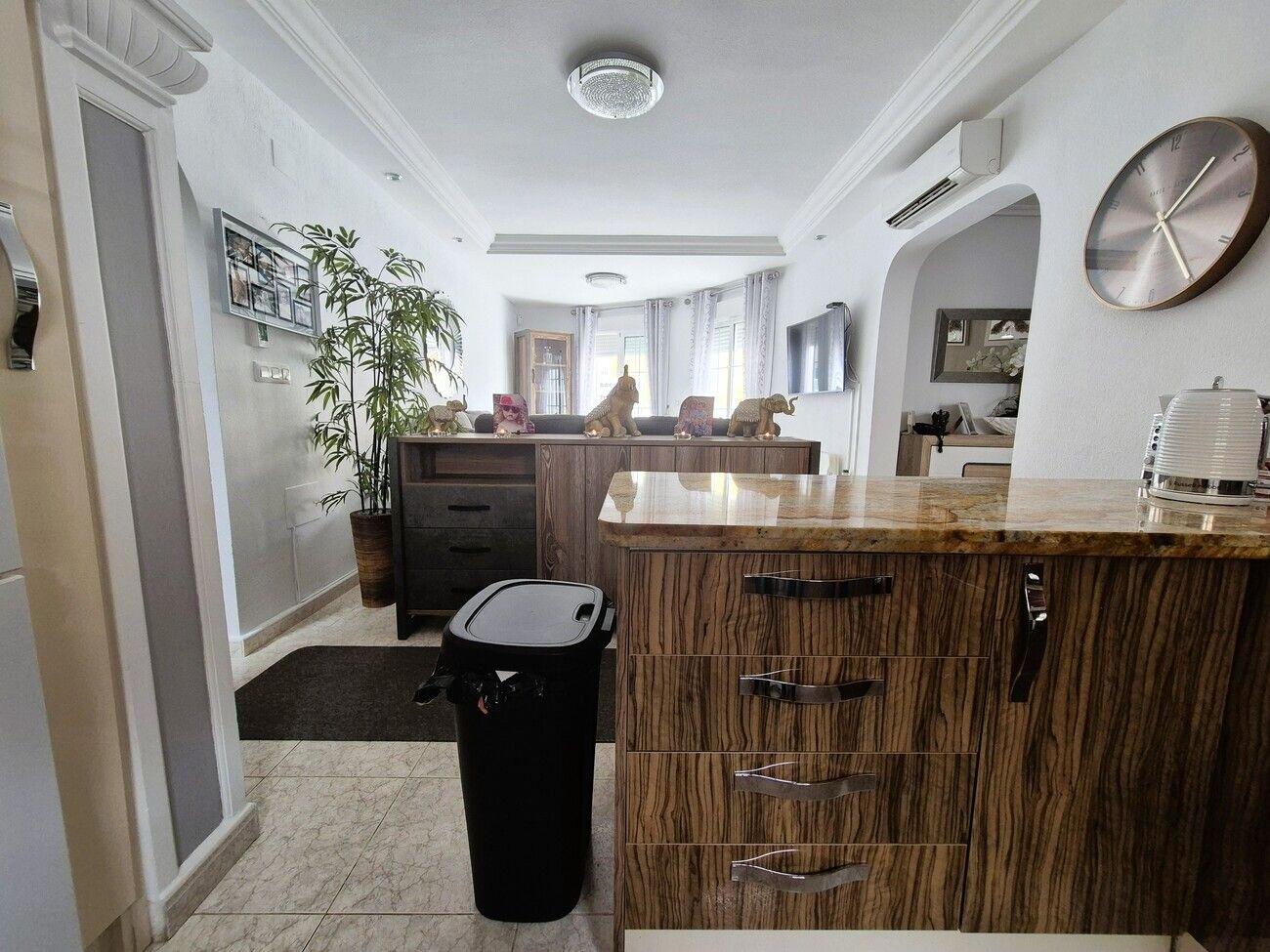 Villa met 3 Slaapkamers in San Miguel de Salinas - Image 17