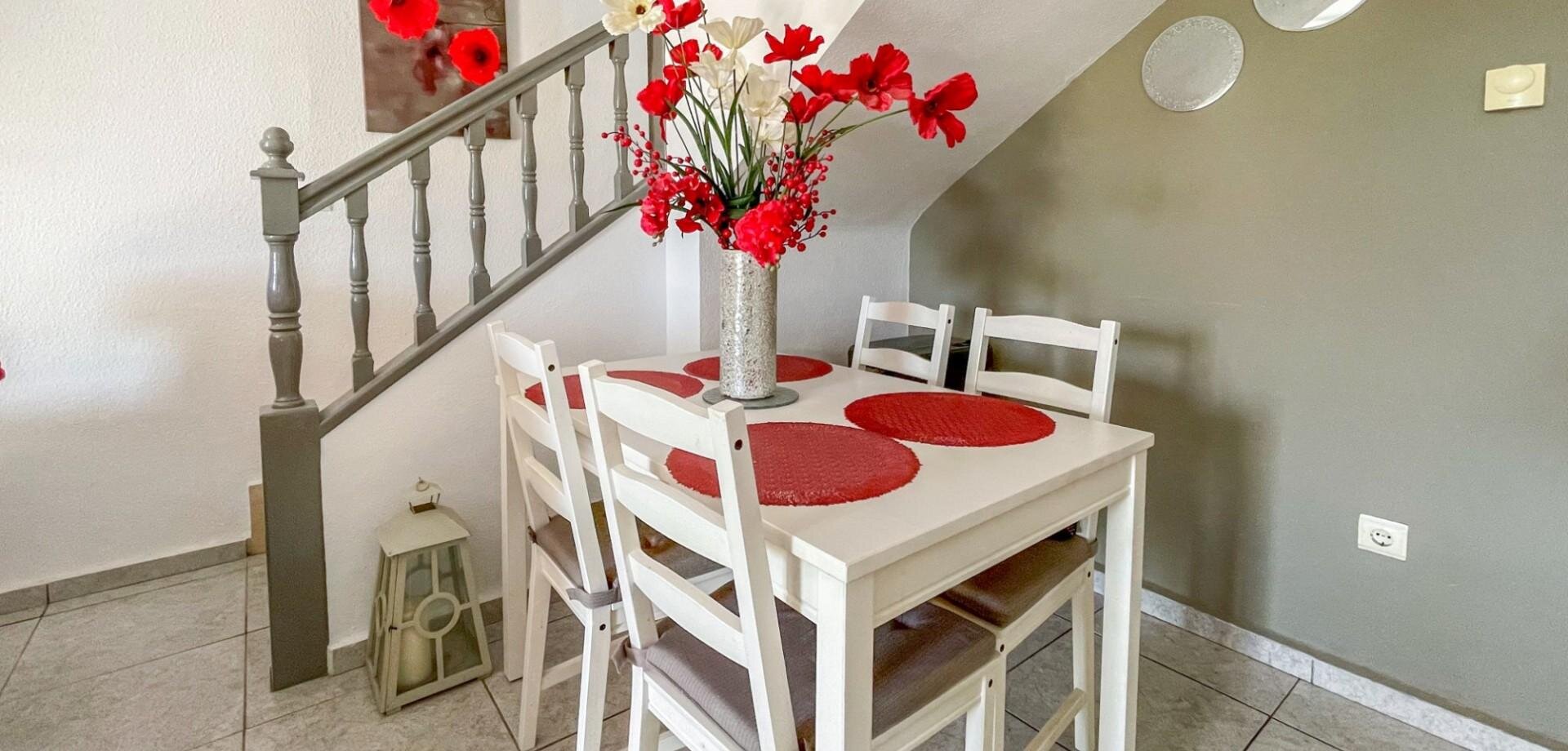 4-Bedroom House in Villamartín-las Filipinas, Orihuela Costa - Image 18
