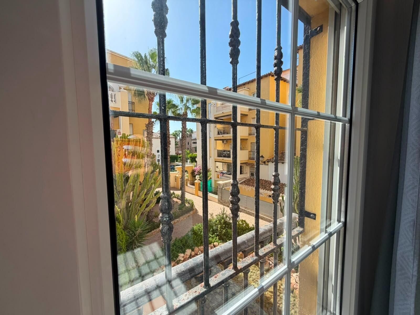 3-Bedroom Apartment in Los Frutales, Torrevieja - Image 21