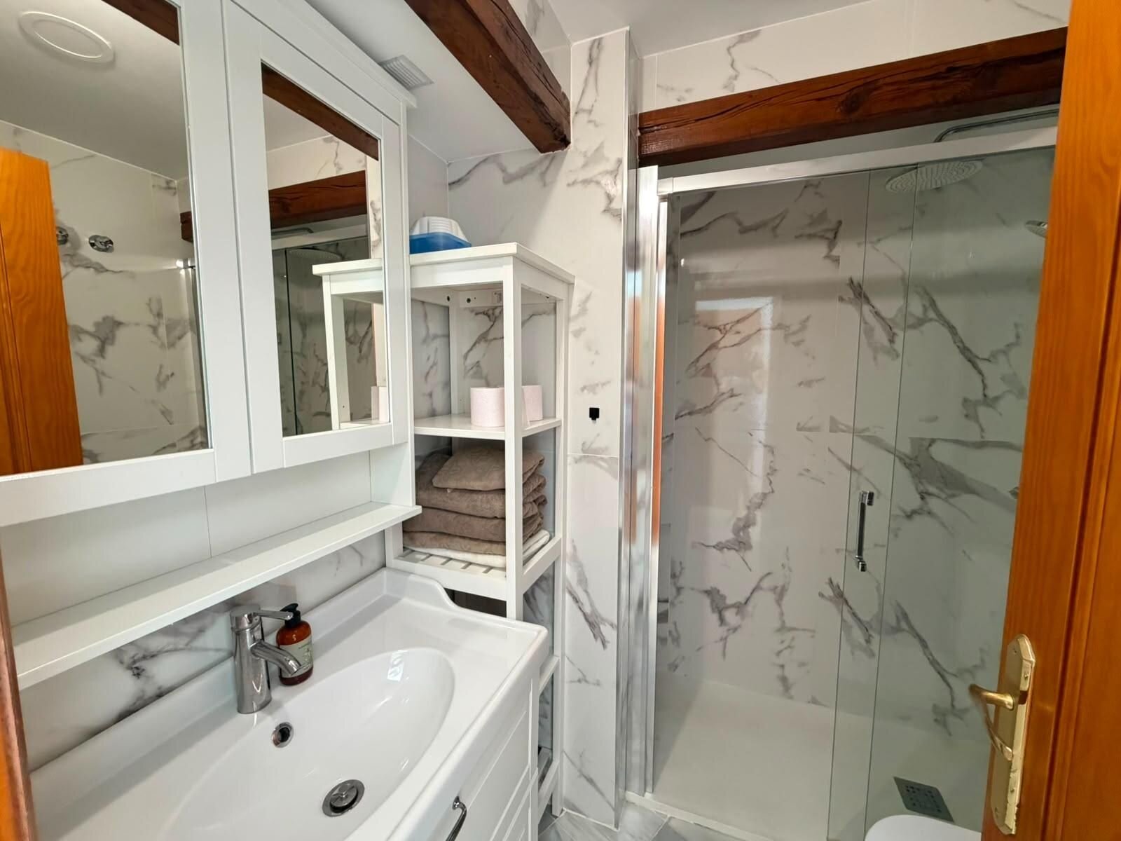 3-Bedroom Apartment in Los Frutales, Torrevieja - Image 25