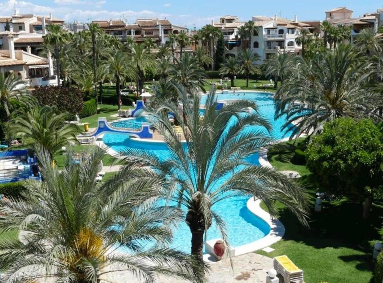 3-Bedroom Apartment in Los Frutales, Torrevieja - Image 34