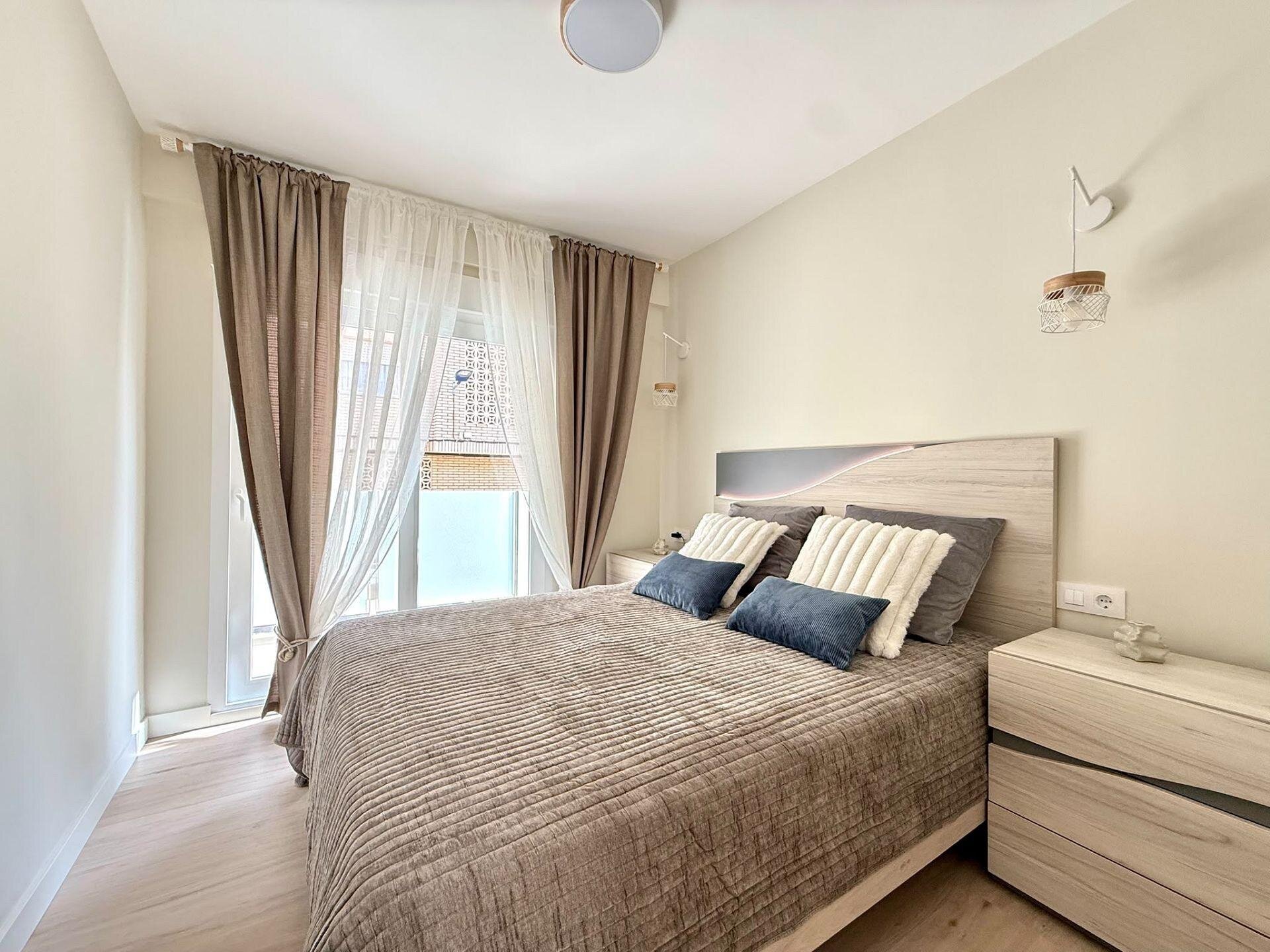 3-Bedroom House in Lo Pagan - Image 18