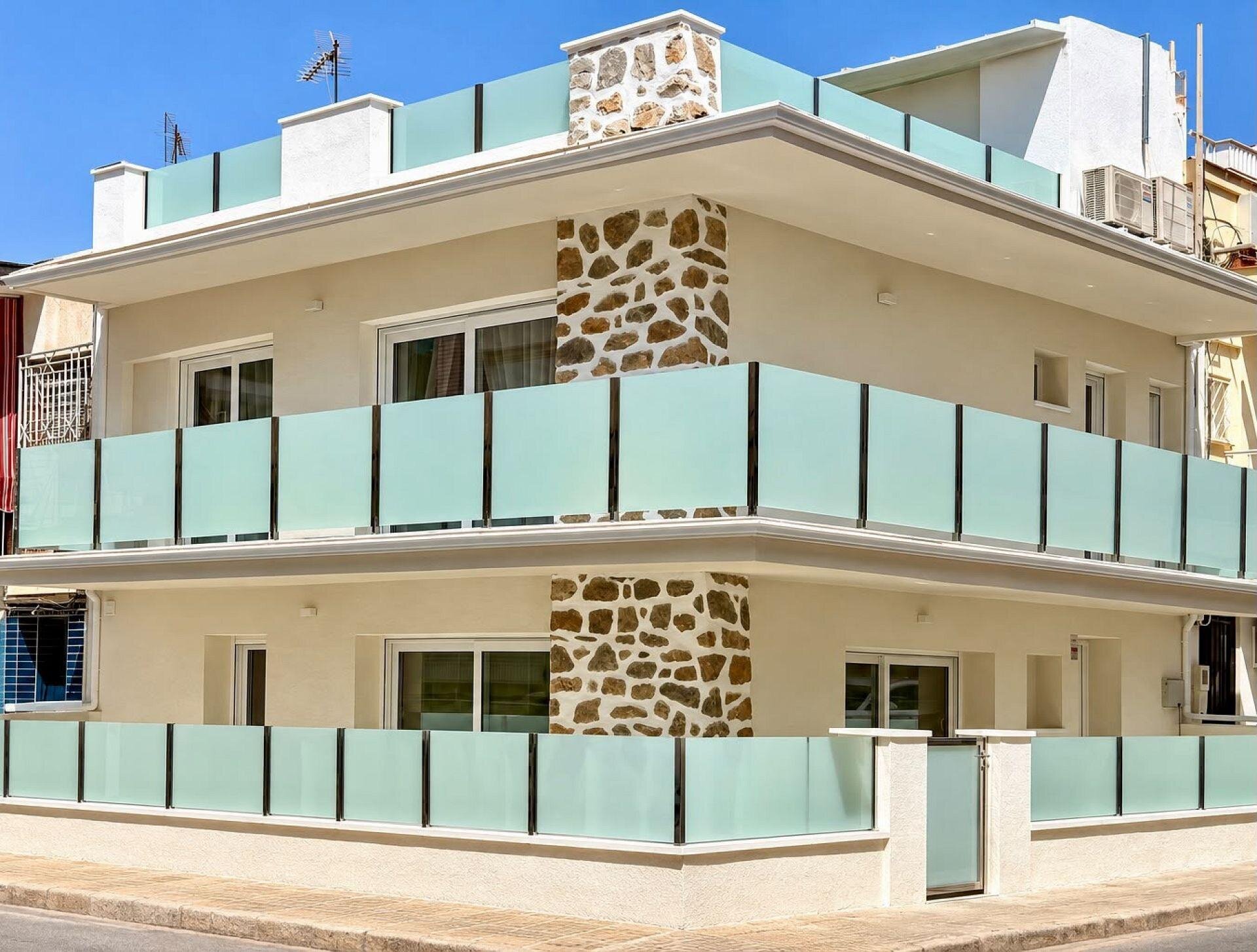 3-Bedroom House in Lo Pagan - Image 44