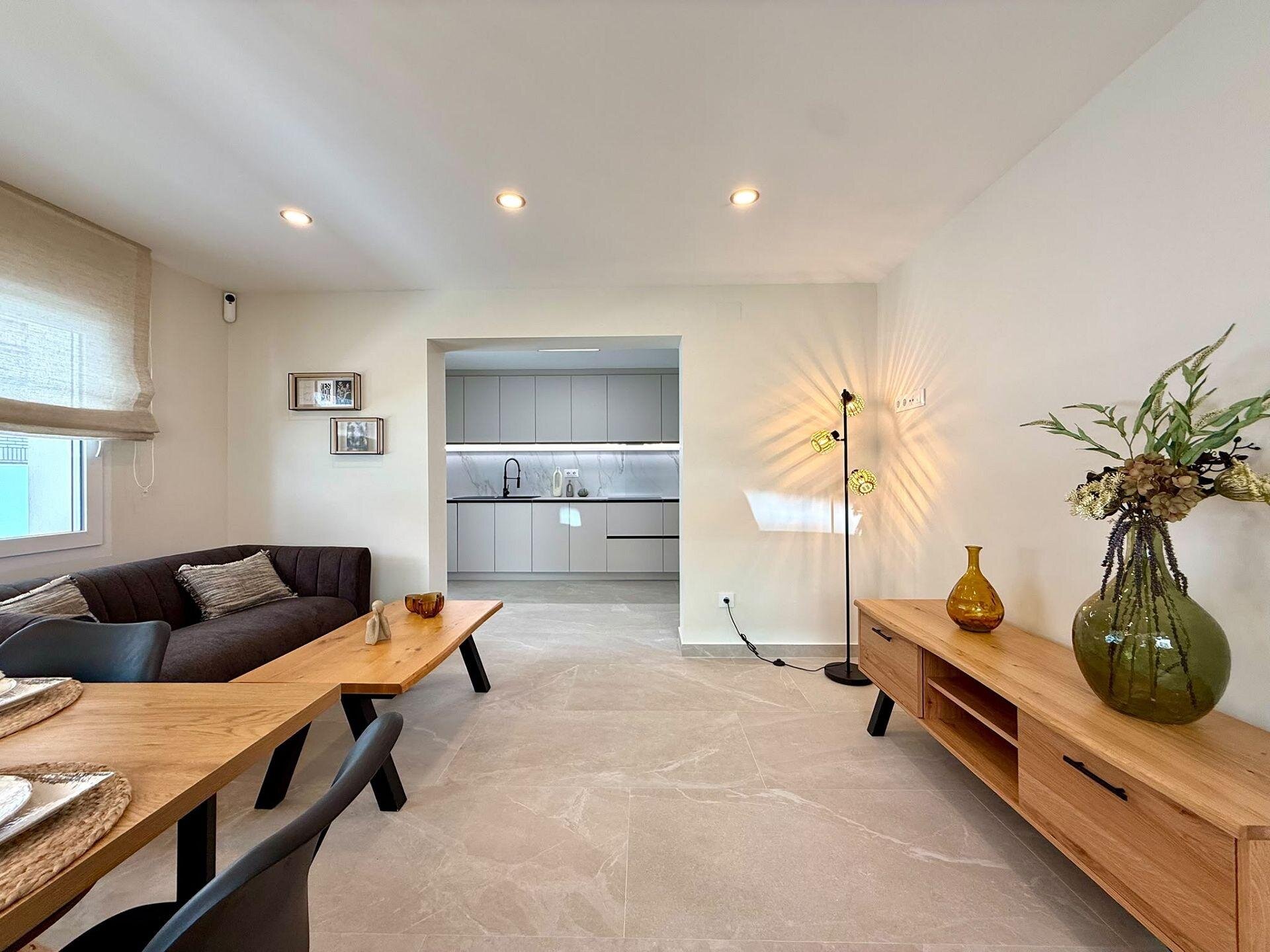 3-Bedroom House in Lo Pagan - Image 6
