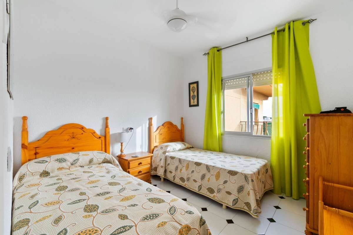 3-Bedroom Apartment in La Puntica, Lo Pagan - Image 6