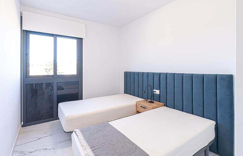 2-Bedroom Apartment in Urbanización Perla del Mar, Orihuela - Image 10