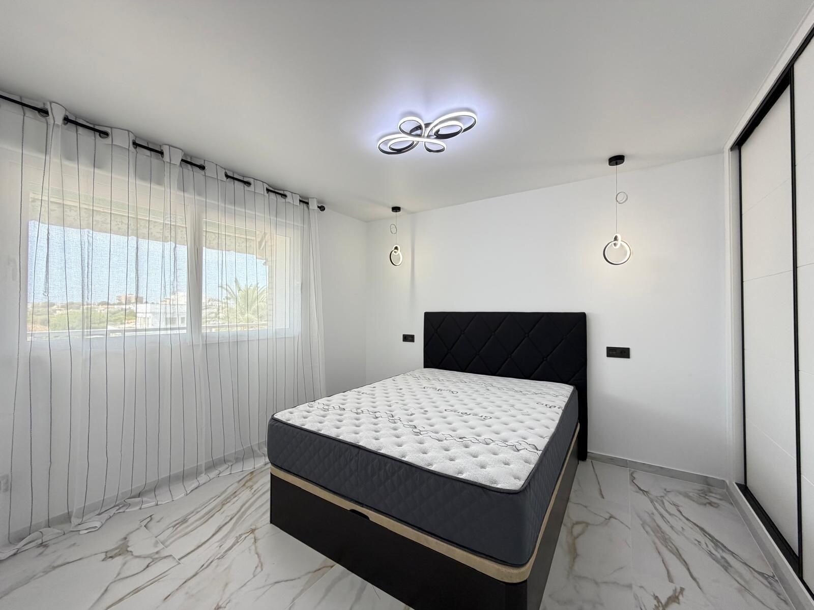 Appartement met 1 Slaapkamers in La Zenia, Orihuela Costa - Image 18