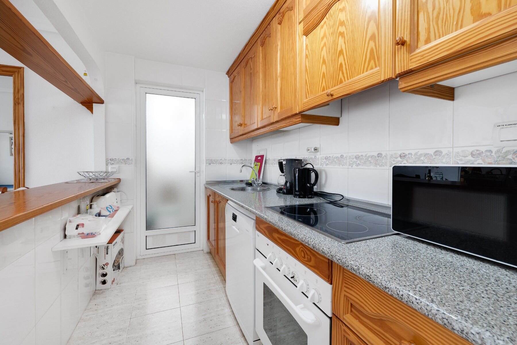 2-Bedroom Apartment in Zeniamar-Horizonte-la Campana, Orihuela Costa - Image 14