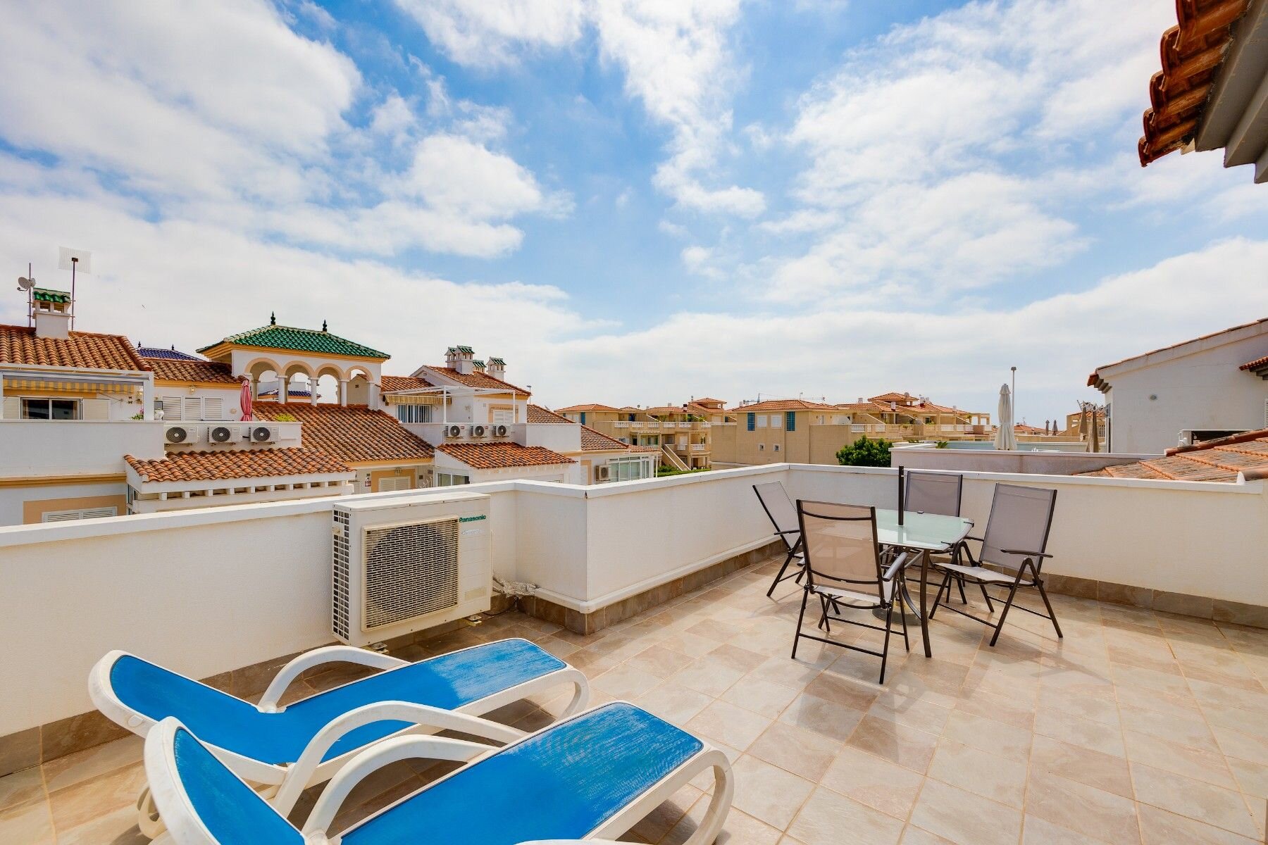 2-Bedroom Apartment in Zeniamar-Horizonte-la Campana, Orihuela Costa - Image 31