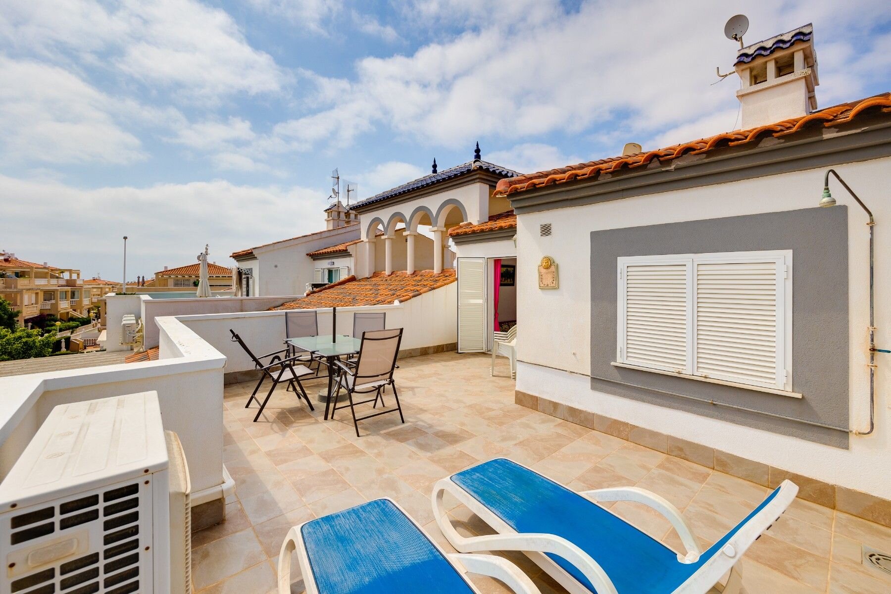 2-Bedroom Apartment in Zeniamar-Horizonte-la Campana, Orihuela Costa - Image 32