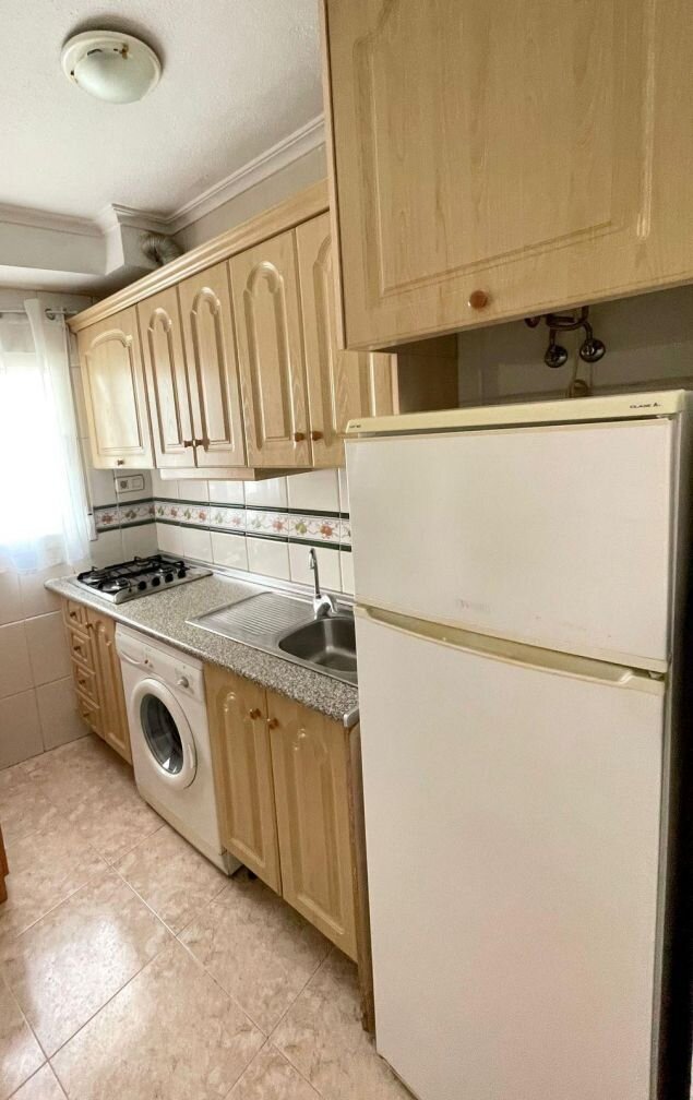 2-Bedroom Apartment in Torrevieja - Image 10