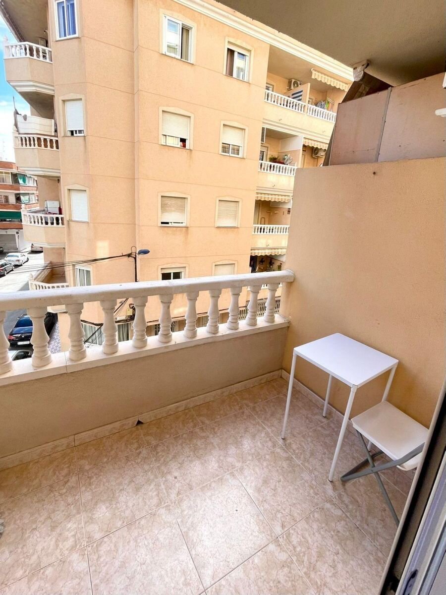 2-Bedroom Apartment in Torrevieja - Image 11