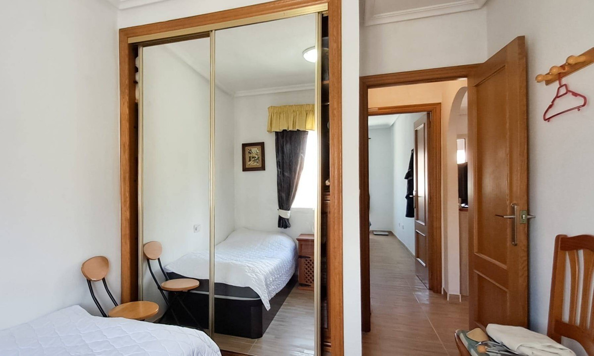 2-Bedroom Penthouse Apartment in Torrevieja | Sunny Casa... - Image 12