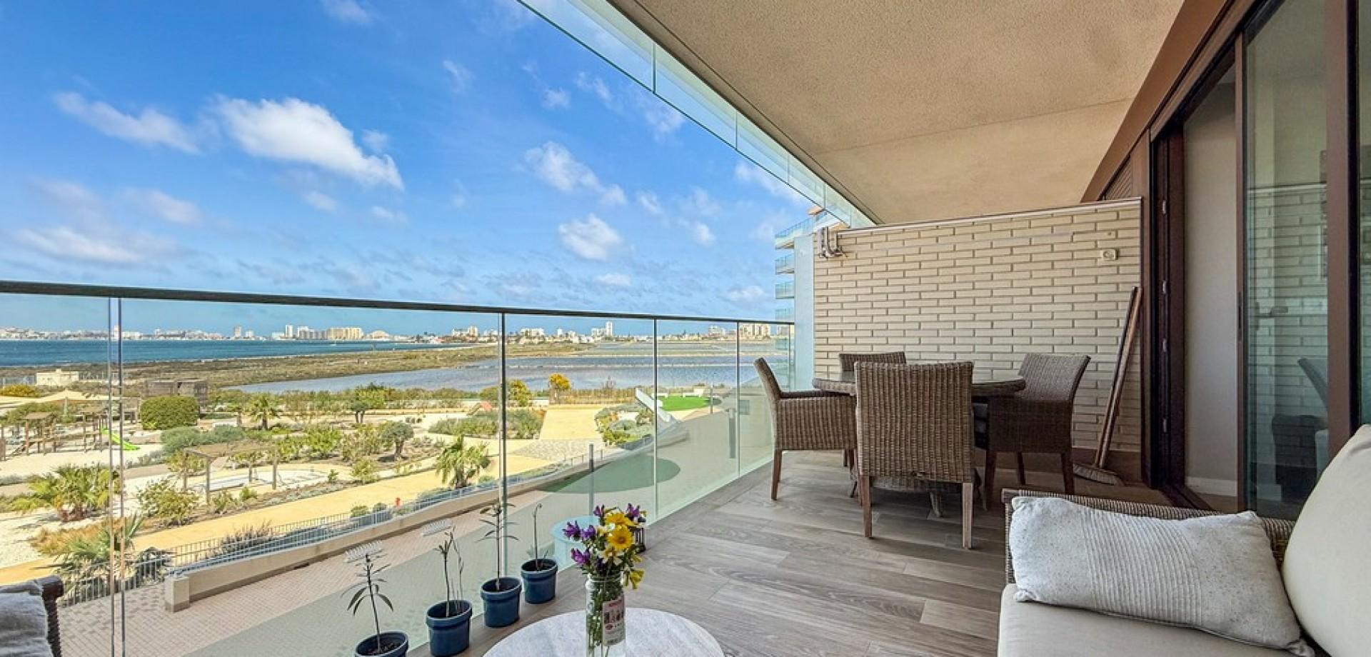 2-Bedroom Apartment in Cartagena - Image 1